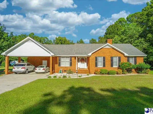 124 Peachtree Dr, Cheraw, SC 29520
