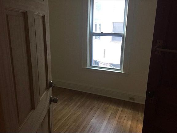 2nd image of 479 Hamilton St Unit 1