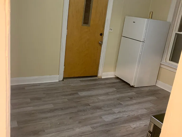 801 York St #2 — Photo 4