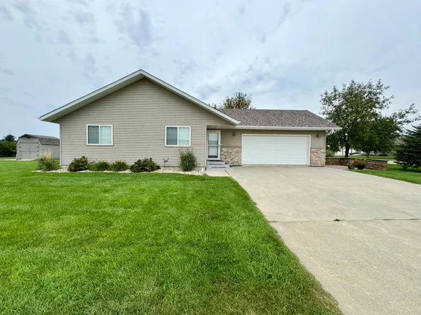 1102 11th Ave, Britton, SD 57430