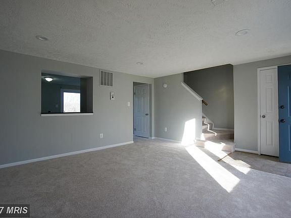 3rd image of 4702 Hersand Ct