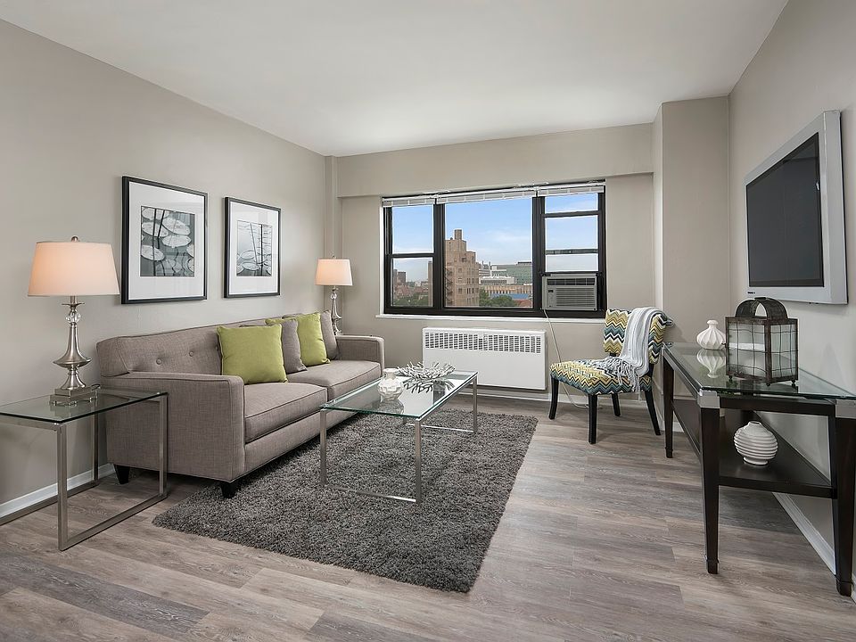 Dining/Living room