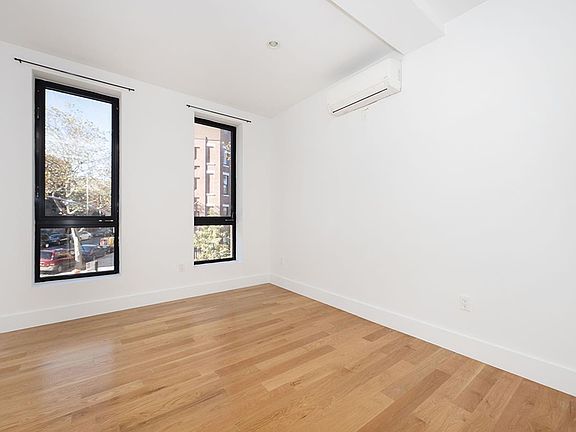 4th image of 135 Lefferts Pl APT 2A
