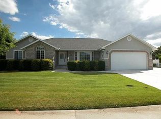 266 E Davis Ln, Lehi, UT 84043