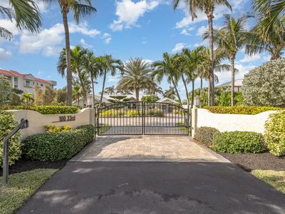 100 33rd St, Cocoa Beach, FL, 32931