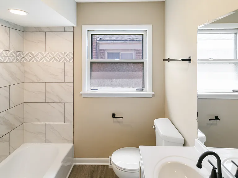 14214 Minerva Ave — Photo 10