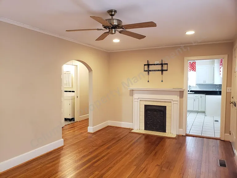420 Bonham Rd — Photo 6