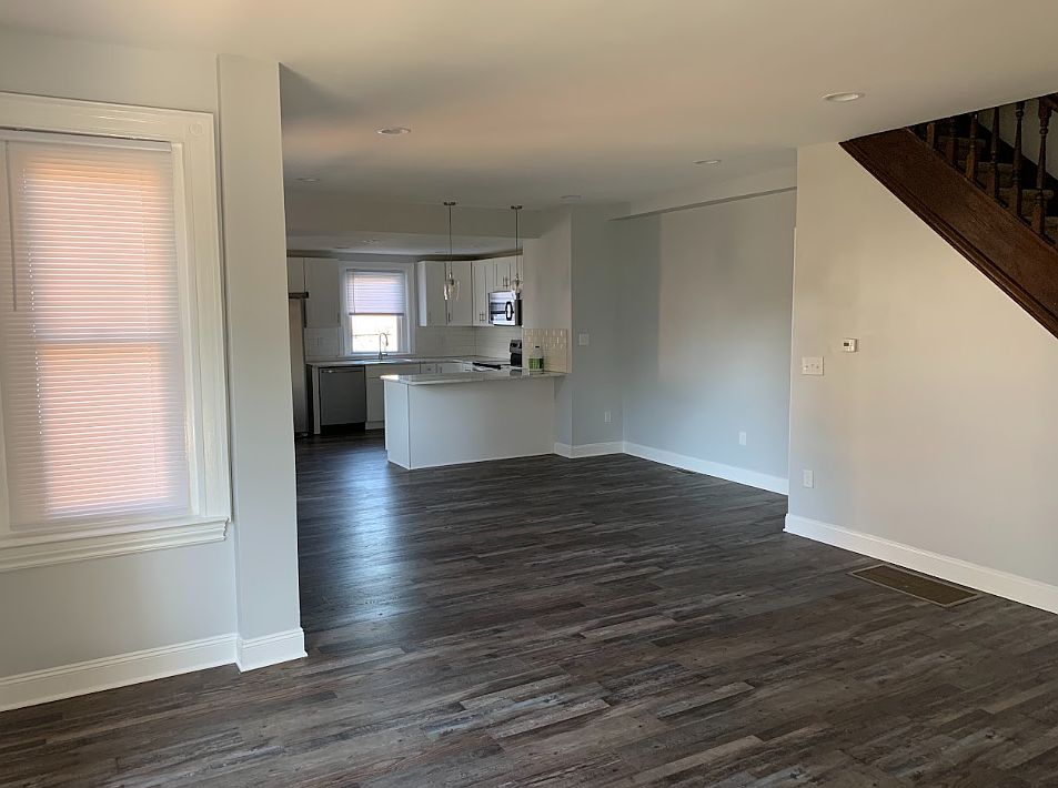 1st image of 331 Columbia Ave Floor 1