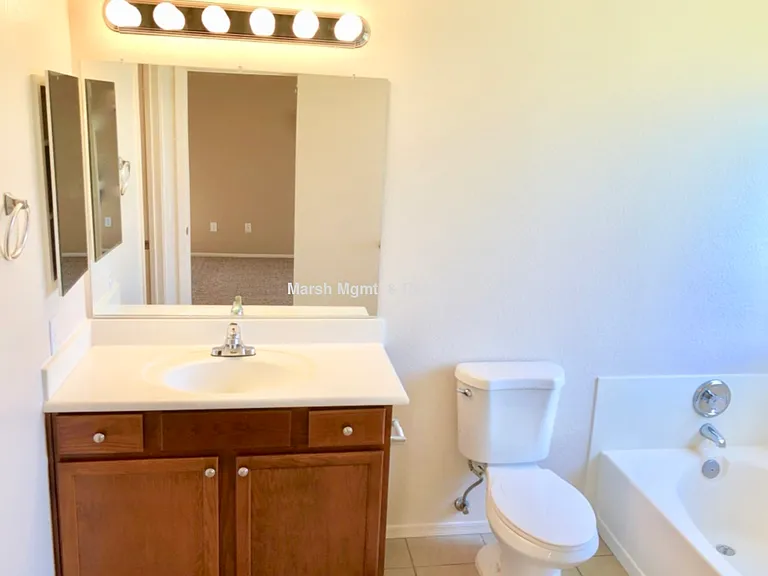 2791 E Terrace Ave — Photo 23