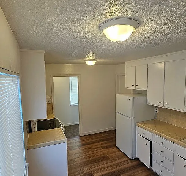 330 Alemany Blvd — Photo 7