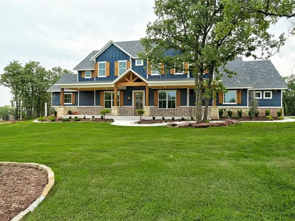 8261 Walnut Creek Rd, Arcadia, OK 73007