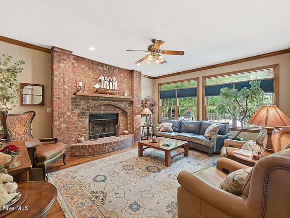 4th image of 106 Baden Lane