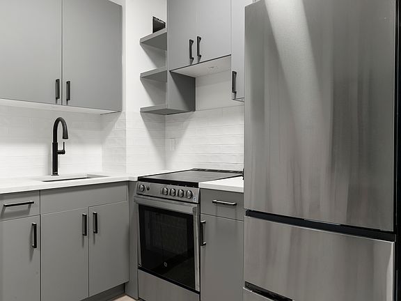 4th image of 160 E 91st St APT 2O