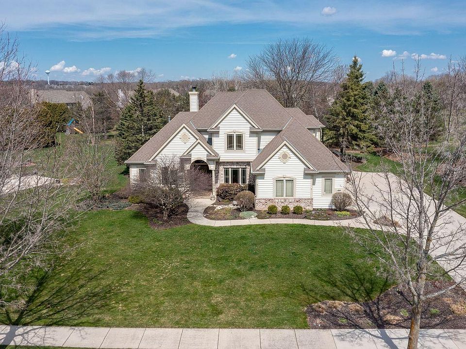 1st image of 1801 Tallgrass CIRCLE