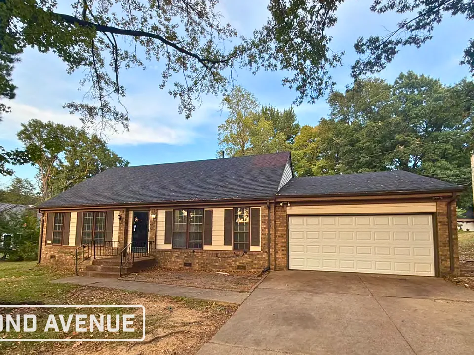 2952 Clearwood Rd
