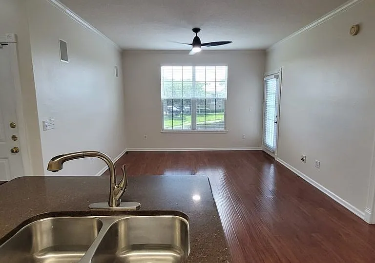 14328 Fredricksburg Dr #601 — Photo 8