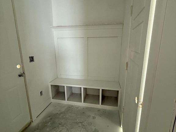 5th image of 98 Cypress Moss Ct