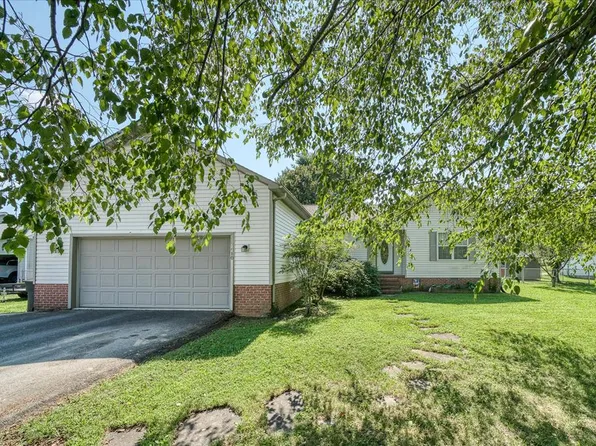 4010 Huntington Dr, Cookeville, TN 38501