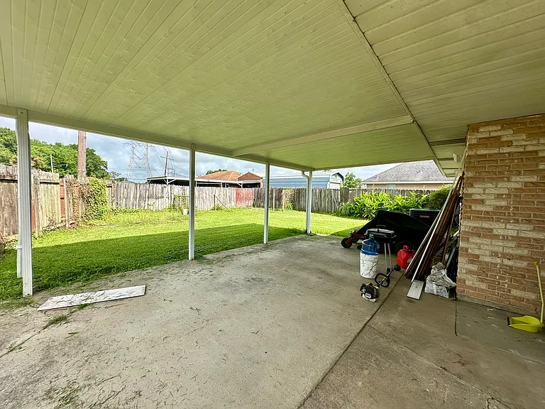 1752 Diane Dr — Photo 15