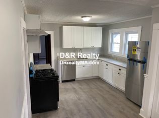 194 Main St, Medford, MA 02155