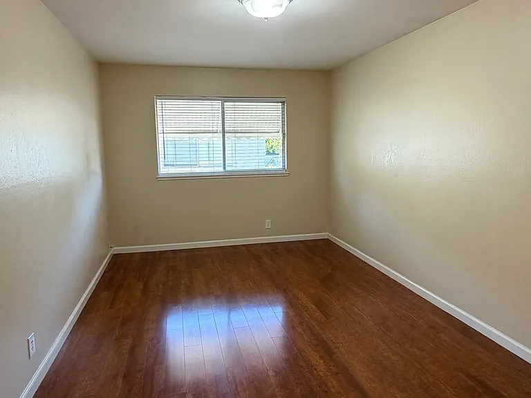 3203 Myles Ct #2 — Photo 9