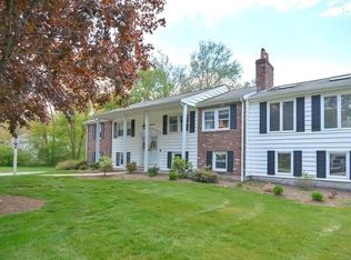 422 Paula Ln, Franklin, MA 02038
