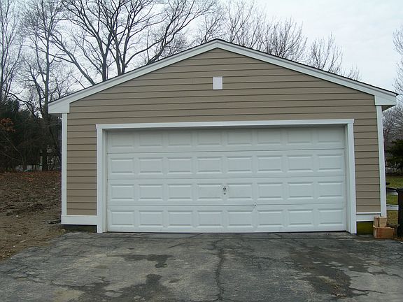 4th image of 37 Tilbury Dr