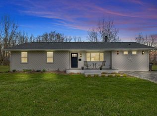 201 Chestnut St, Three Oaks, MI 49128