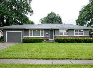 3812 Crestwood Rd, Des Moines, IA 50310