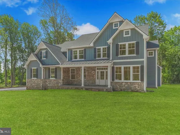 1260 Gradyville Rd, Glen Mills, PA 19342