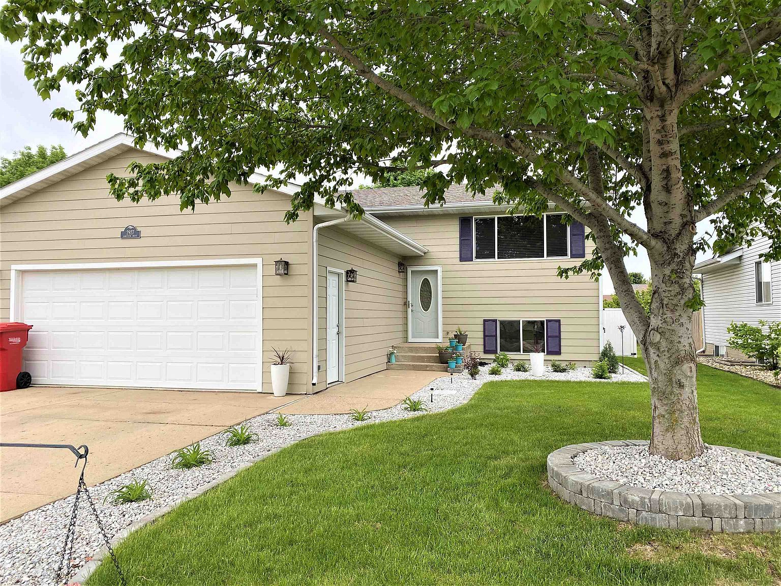 2927 Lakeview Dr, Yankton, SD 57078 Zillow