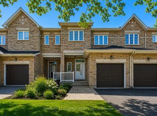 430 Foxhall Way, Ottawa, ON K2M0G1