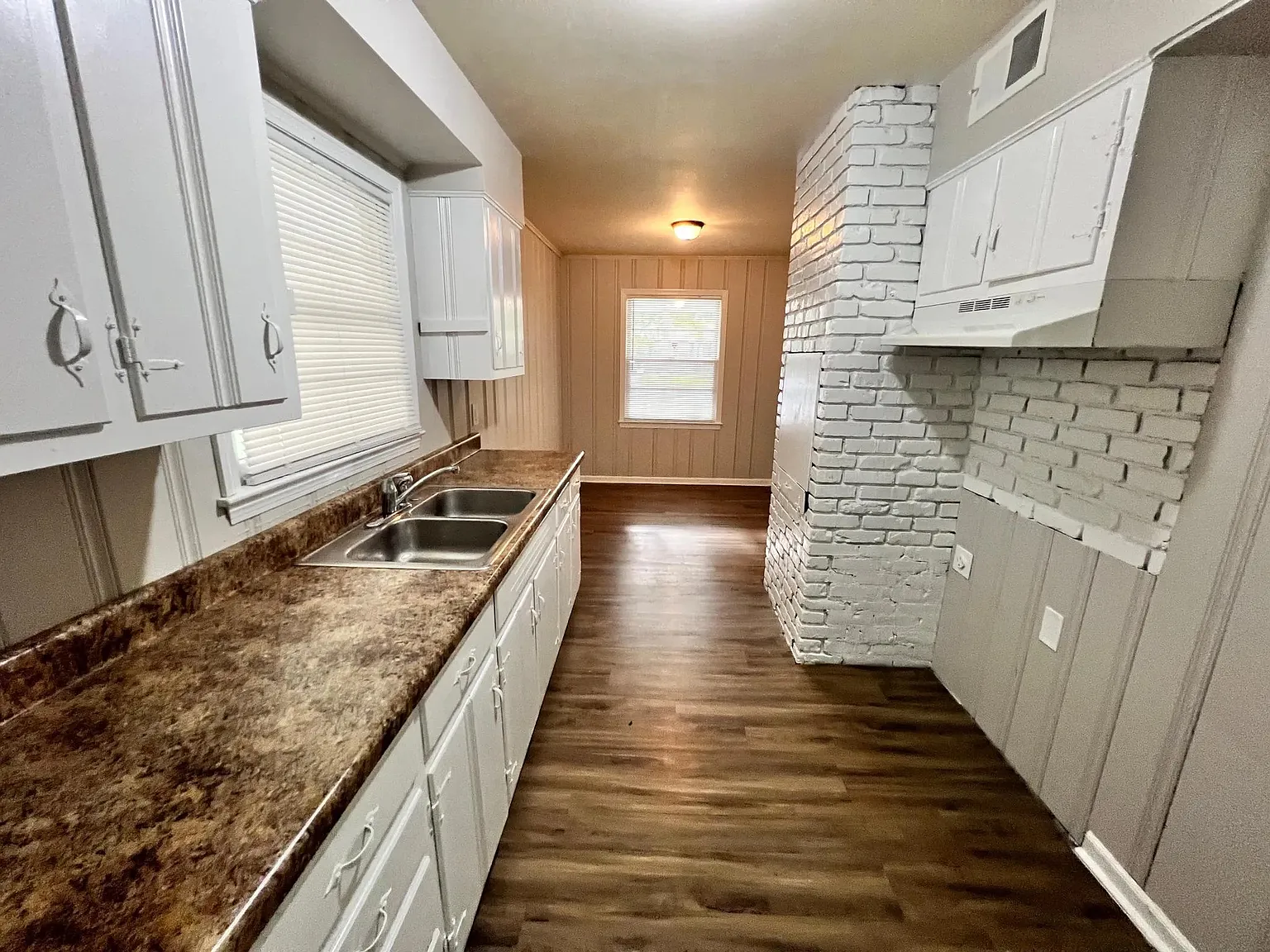 Gardenview Drive 4368 - 1 — Photo 4