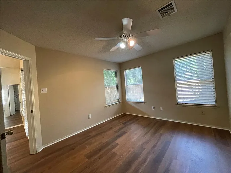 12607 Olympiad Dr — Photo 22