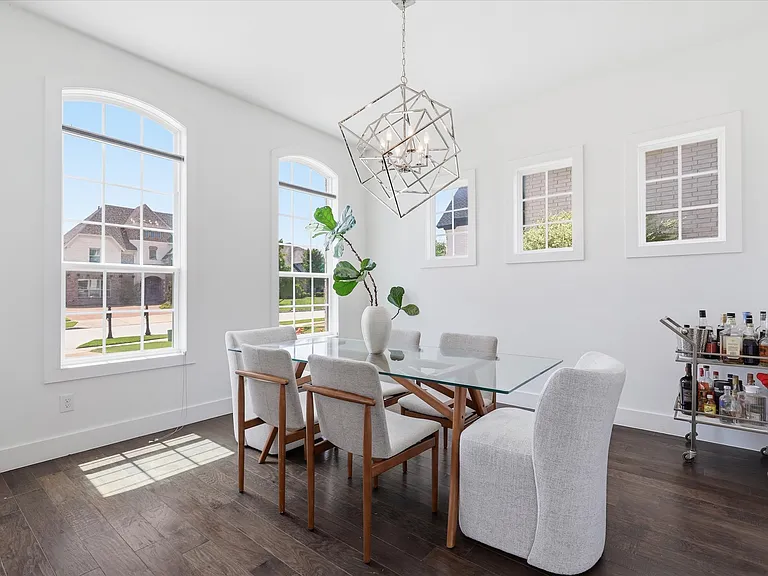 3348 Starling Dr — Photo 4