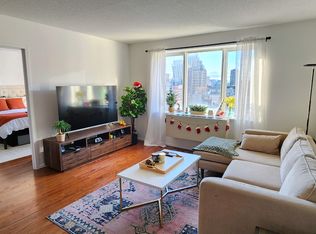 225 8th Ave #8B, New York, NY 10011