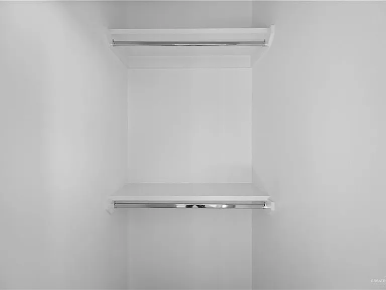 1220 E Camellia Ave — Photo 11