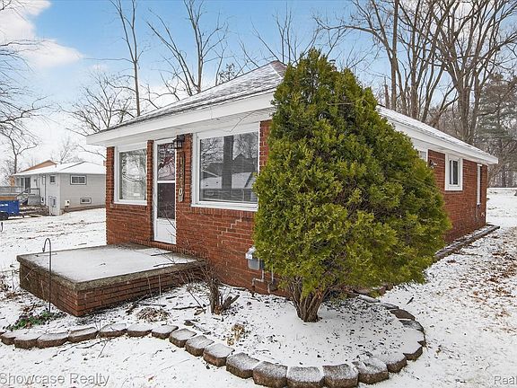 5th image of 1860 Ladd Rd