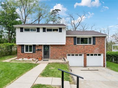 121 Castle Dr, Pittsburgh, PA, 15235