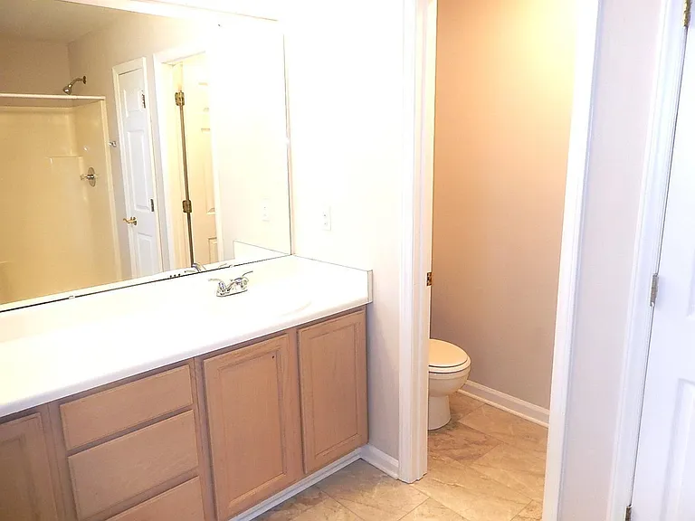 211 Bridgepath Dr — Photo 19