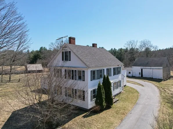 39 Sawyer Hill Rd, Berlin, MA 01503