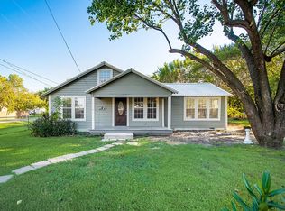 1012 Houston St, Terrell, TX 75160