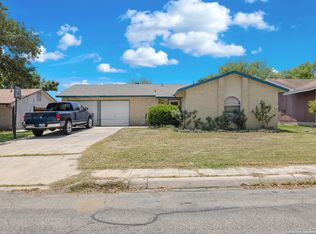 1019 Cloverbrook St, San Antonio, TX 78245