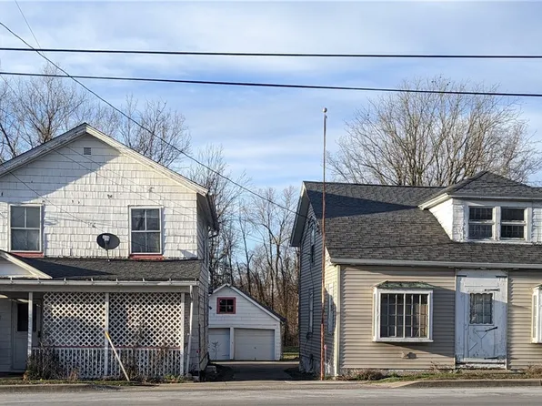 10668 Main St, Clarence, NY 14031