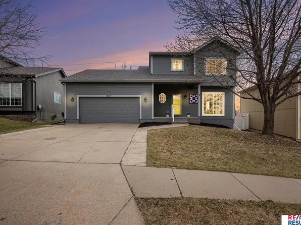 18817 P St, Omaha, NE 68135