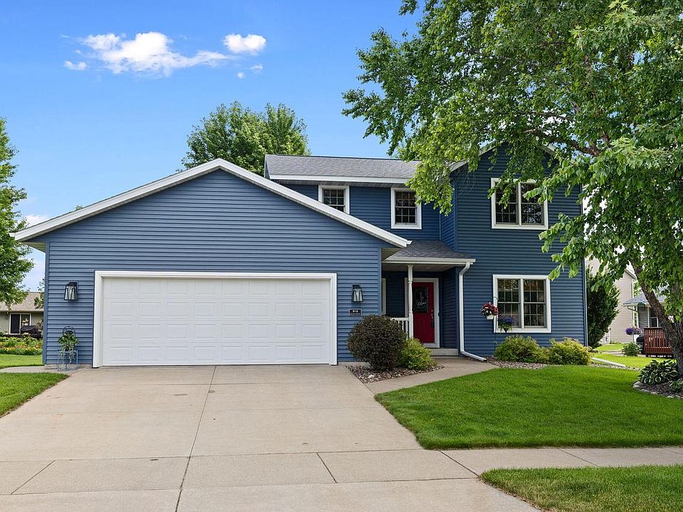 1st image of 912 Silver DRIVE