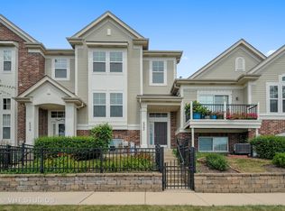 4062 Gabrielle Ln, Aurora, IL 60504