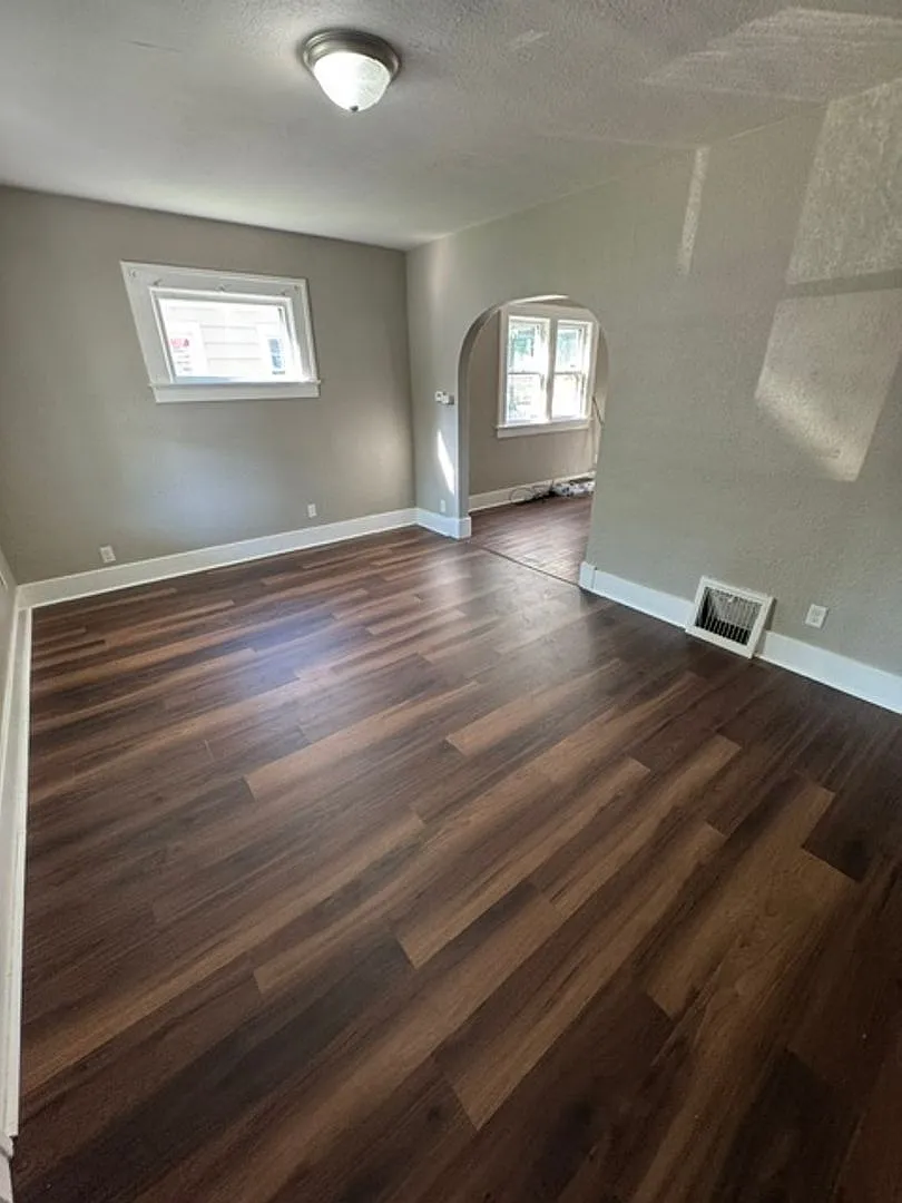 3106 Smith St — Photo 2