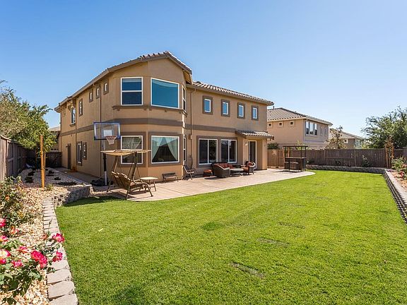 4th image of 5365 Garlenda Dr