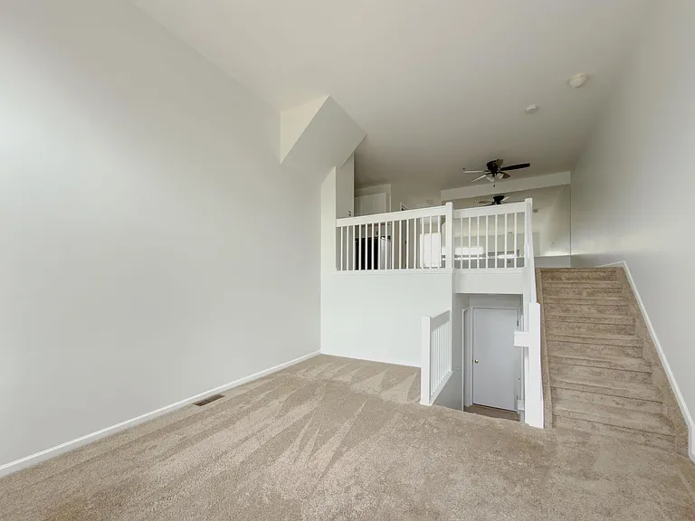 4306 Maple St — Photo 3